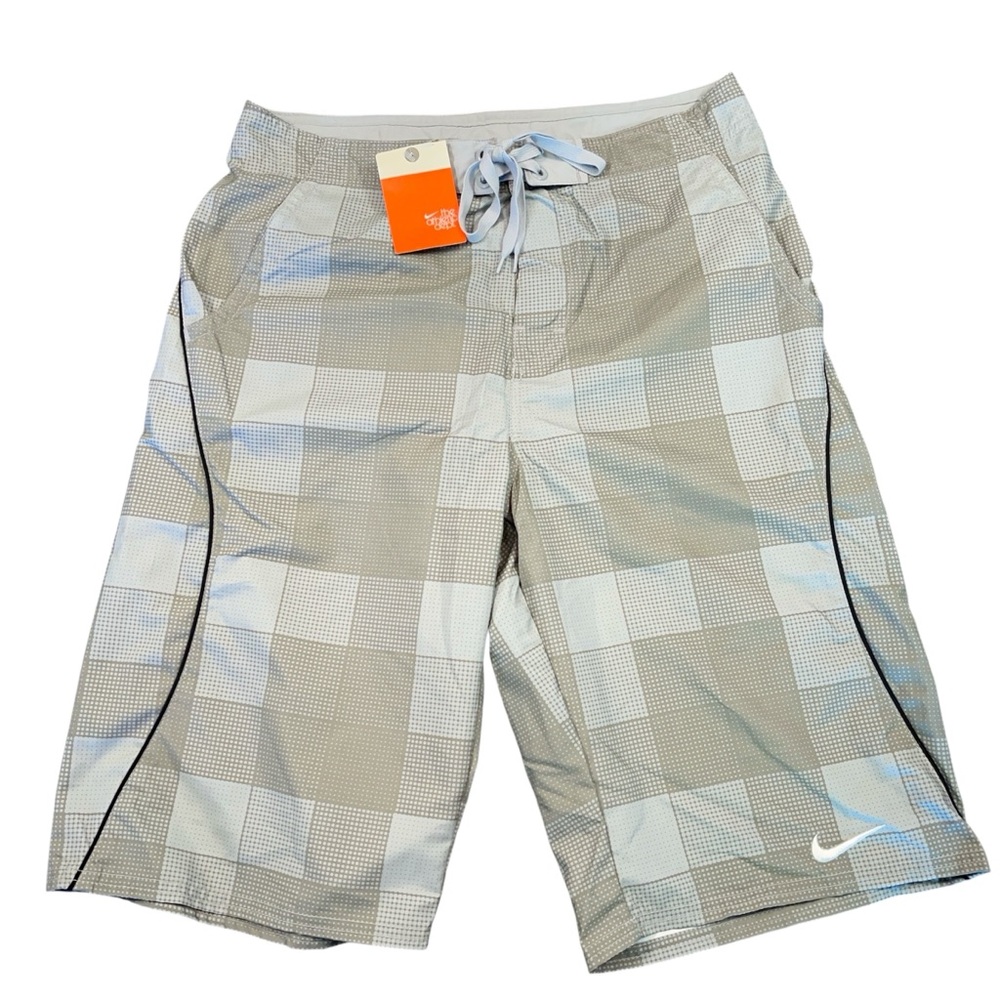 Nike Men’s Board Shorts Swim Trunks Sz 30 Gray Plaid Mesh Lined NWT